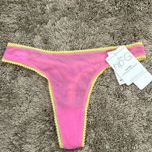 On Gossamer Hip-G G-string low rise panty, size S/M, NWT, pink